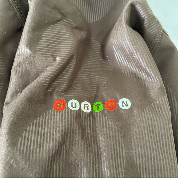 BURTON winter jacket in GUC - Picture 4 of 5